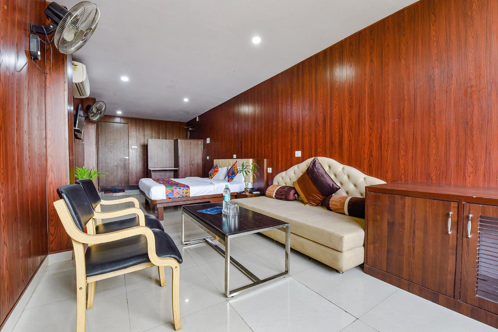 Hotel Vandana Palace Kota  Extérieur photo