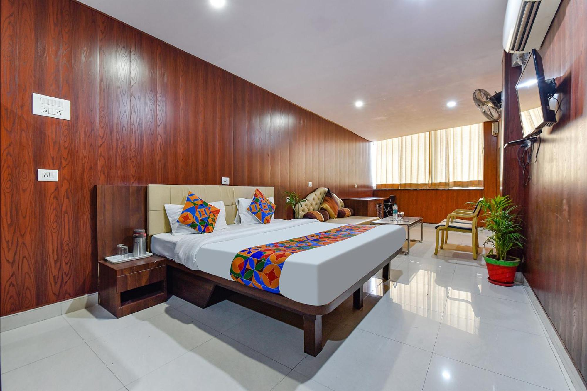 Hotel Vandana Palace Kota  Extérieur photo